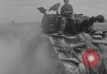 Immagine di L'esercito canadese avanza a Caen Caen Francia, 1944, secondo 27 filmato di repertorio 65675079310