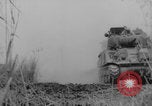 Immagine di L'esercito canadese avanza a Caen Caen Francia, 1944, secondo 34 filmato di repertorio 65675079310