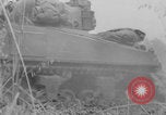 Immagine di L'esercito canadese avanza a Caen Caen Francia, 1944, secondo 39 filmato di repertorio 65675079310