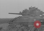 Immagine di L'esercito canadese avanza a Caen Caen Francia, 1944, secondo 41 filmato di repertorio 65675079310
