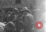 Image Les prisonniers allemands ont frissisé la deuxième Guerre mondiale en France Saint Lo France, 1944, de la seconde 11 séquences d'archives historiques vidéo 65675079322