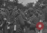 Image Les prisonniers allemands ont frissisé la deuxième Guerre mondiale en France Saint Lo France, 1944, de la seconde 36 séquences d'archives historiques vidéo 65675079322