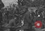 Image Les prisonniers allemands ont frissisé la deuxième Guerre mondiale en France Saint Lo France, 1944, de la seconde 42 séquences d'archives historiques vidéo 65675079322