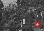 Image Les prisonniers allemands ont frissisé la deuxième Guerre mondiale en France Saint Lo France, 1944, de la seconde 43 séquences d'archives historiques vidéo 65675079322