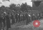 Image Les prisonniers allemands ont frissisé la deuxième Guerre mondiale en France Saint Lo France, 1944, de la seconde 49 séquences d'archives historiques vidéo 65675079322