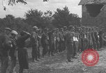 Image Les prisonniers allemands ont frissisé la deuxième Guerre mondiale en France Saint Lo France, 1944, de la seconde 54 séquences d'archives historiques vidéo 65675079322