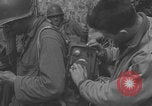 Image Radio allemande déchirée Fu G Saint Lo France, 1944, de la seconde 24 séquences d'archives historiques vidéo 65675079325