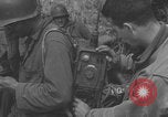 Image Radio allemande déchirée Fu G Saint Lo France, 1944, de la seconde 25 séquences d'archives historiques vidéo 65675079325
