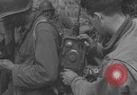 Image Radio allemande déchirée Fu G Saint Lo France, 1944, de la seconde 27 séquences d'archives historiques vidéo 65675079325