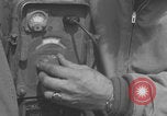 Image Radio allemande déchirée Fu G Saint Lo France, 1944, de la seconde 28 séquences d'archives historiques vidéo 65675079325