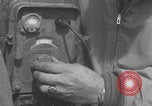 Image Radio allemande déchirée Fu G Saint Lo France, 1944, de la seconde 29 séquences d'archives historiques vidéo 65675079325