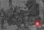Image Radio allemande déchirée Fu G Saint Lo France, 1944, de la seconde 36 séquences d'archives historiques vidéo 65675079325