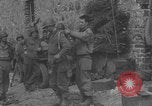 Image Radio allemande déchirée Fu G Saint Lo France, 1944, de la seconde 38 séquences d'archives historiques vidéo 65675079325