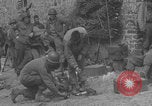 Image Radio allemande déchirée Fu G Saint Lo France, 1944, de la seconde 49 séquences d'archives historiques vidéo 65675079325