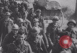 Image Les soldats allemands marchaient Aisne France, 1940, de la seconde 16 séquences d'archives historiques vidéo 65675079326