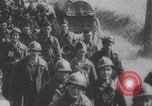 Image Les soldats allemands marchaient Aisne France, 1940, de la seconde 17 séquences d'archives historiques vidéo 65675079326