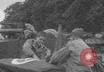 Standbild Das französische Panzerkanzel Marine Regiment bereitet Fahrzeuge vor Europa, 1944, aus Sekunde 51 historischem Filmmaterial Videoclip 65675079337