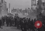 Immagine di Libero convoglio francese di ambulanza Periers Periers Francia, 1944, secondo 58 filmato di repertorio 65675079377