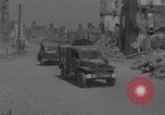 Immagine di Libero convoglio francese di ambulanza Periers Periers Francia, 1944, secondo 12 filmato di repertorio 65675079378