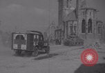 Immagine di I carri armati francesi in omaggio arrivano a Periers Periers Francia, 1944, secondo 15 filmato di repertorio 65675079379