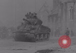 Immagine di I carri armati francesi in omaggio arrivano a Periers Periers Francia, 1944, secondo 34 filmato di repertorio 65675079379