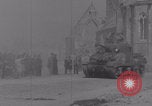 Immagine di I carri armati francesi in omaggio arrivano a Periers Periers Francia, 1944, secondo 41 filmato di repertorio 65675079379