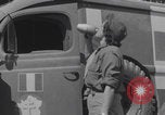 Immagine di L'infermiere francese applica il rossetto Francia, 1944, secondo 4 filmato di repertorio 65675079381