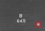 Standbild Free French 2nd Armored Division Konvoi England Southampton England, 1944, aus Sekunde 1 historischem Filmmaterial Videoclip 65675079382