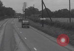 Standbild Free French 2nd Armored Division Konvoi England Southampton England, 1944, aus Sekunde 7 historischem Filmmaterial Videoclip 65675079382