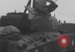 Standbild Free French 2nd Armored Division Konvoi England Southampton England, 1944, aus Sekunde 46 historischem Filmmaterial Videoclip 65675079382