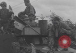Immagine di Francese libero seconda divisione corazzata e ufficiali navali si incontrano Southampton, Inghilterra, 1944, secondo 51 filmato di repertorio 65675079383