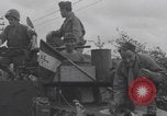 Immagine di Francese libero seconda divisione corazzata e ufficiali navali si incontrano Southampton, Inghilterra, 1944, secondo 53 filmato di repertorio 65675079383