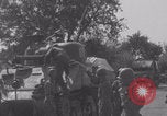 Standbild Free French 2nd Armored Division Ballon Frankreich Ballon Frankreich, 1944, aus Sekunde 17 historischem Filmmaterial Videoclip 65675079392