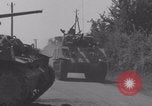 Standbild Free French 2nd Armored Division Ballon Frankreich Ballon Frankreich, 1944, aus Sekunde 25 historischem Filmmaterial Videoclip 65675079392