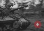 Image Tir de l'équipage d'artillerie en Normandie Normandie France, 1944, de la seconde 31 séquences d'archives historiques vidéo 65675079411