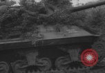 Image Tir de l'équipage d'artillerie en Normandie Normandie France, 1944, de la seconde 34 séquences d'archives historiques vidéo 65675079411