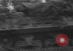 Image Tir de l'équipage d'artillerie en Normandie Normandie France, 1944, de la seconde 35 séquences d'archives historiques vidéo 65675079411