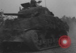 Image Tir de l'équipage d'artillerie en Normandie Normandie France, 1944, de la seconde 37 séquences d'archives historiques vidéo 65675079411