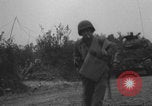 Image Tir de l'équipage d'artillerie en Normandie Normandie France, 1944, de la seconde 50 séquences d'archives historiques vidéo 65675079411