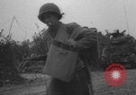 Image Tir de l'équipage d'artillerie en Normandie Normandie France, 1944, de la seconde 51 séquences d'archives historiques vidéo 65675079411