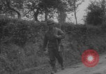 Image Tir de l'équipage d'artillerie en Normandie Normandie France, 1944, de la seconde 61 séquences d'archives historiques vidéo 65675079411