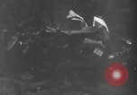 Standbild Bomberwrack Europa, 1944, aus Sekunde 13 historischem Filmmaterial Videoclip 65675079425