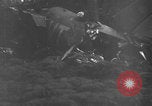 Standbild Bomberwrack Europa, 1944, aus Sekunde 16 historischem Filmmaterial Videoclip 65675079425