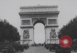 Standbild Truppen Parade Paris Befreiung Paris Frankreich, 1944, aus Sekunde 4 historischem Filmmaterial Videoclip 65675079428