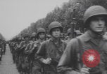 Standbild Truppen Parade Paris Befreiung Paris Frankreich, 1944, aus Sekunde 13 historischem Filmmaterial Videoclip 65675079428
