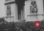 Standbild Truppen Parade Paris Befreiung Paris Frankreich, 1944, aus Sekunde 50 historischem Filmmaterial Videoclip 65675079428
