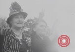 Standbild Truppen Parade Paris Befreiung Paris Frankreich, 1944, aus Sekunde 52 historischem Filmmaterial Videoclip 65675079428