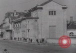 Immagine di Le forze degli Stati Uniti liberano le città francesi WW2 Francia, 1944, secondo 43 filmato di repertorio 65675079452