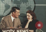 Immagine di Intervista alla celebrità Giovanna Ferrara Newark New Jersey USA, 1957, secondo 19 filmato di repertorio 65675079453