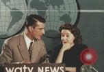 Immagine di Intervista alla celebrità Giovanna Ferrara Newark New Jersey USA, 1957, secondo 23 filmato di repertorio 65675079453
